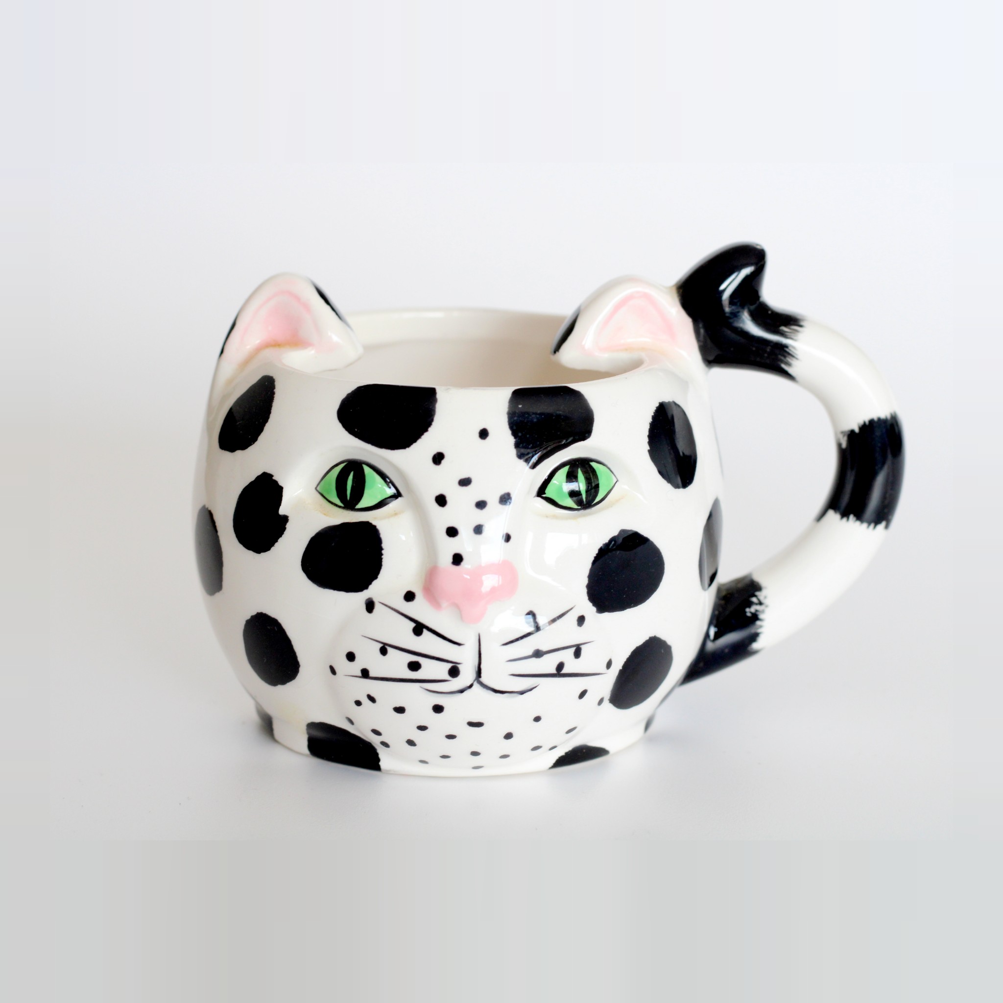 Shopify product image made with this tool: a 2048×2048 JPEG of a black-and-white cat face mug